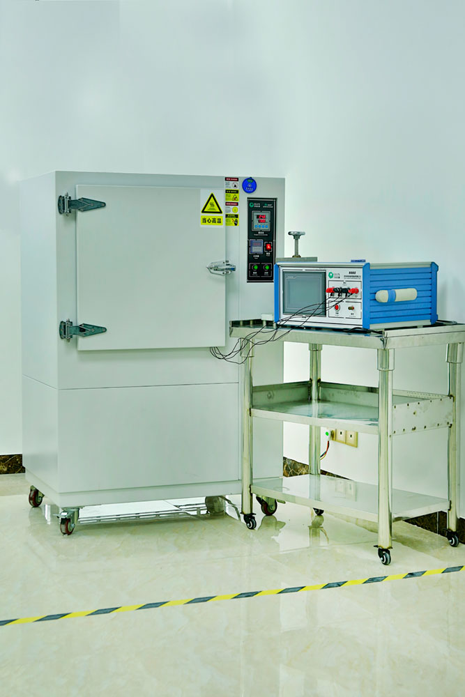 自然換氣老化試驗機和半導(dǎo)電屏蔽電阻率測試儀